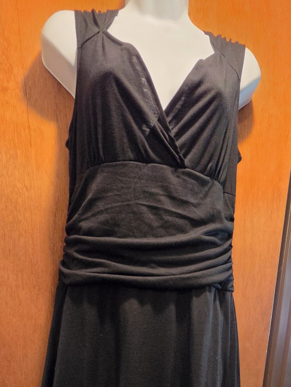 Yummy Tummy Black Sleeveless Shapewear Midi Dress with Surplice Neckline SzM - Picture 4 of 9